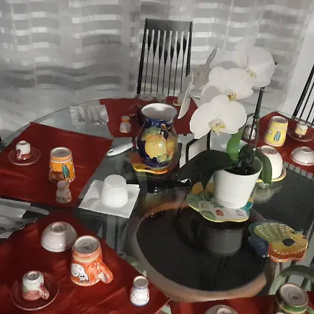 Dimora Di Antonella Alojamento de Acomodação e Pequeno-almoço Capaccio